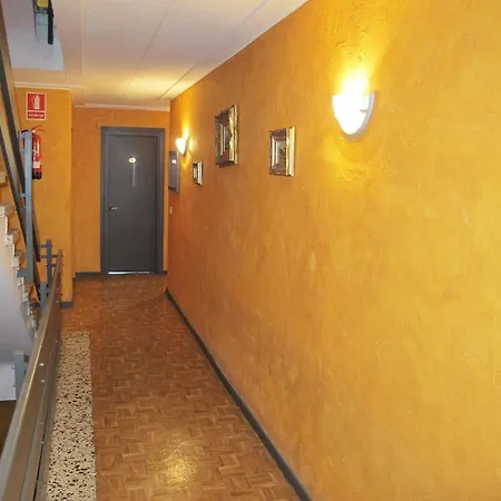 Hotel Jocana 2*