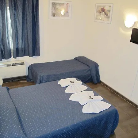 Jocana Hotel 2*