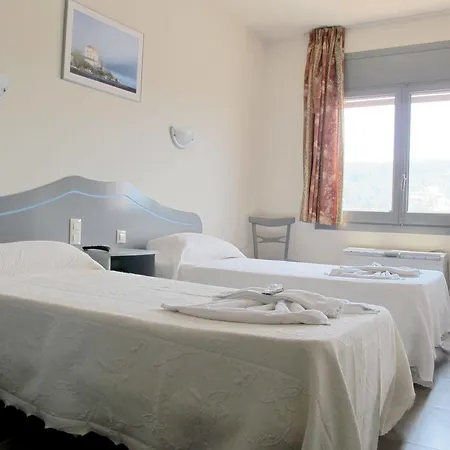 Jocana Hotel 2*